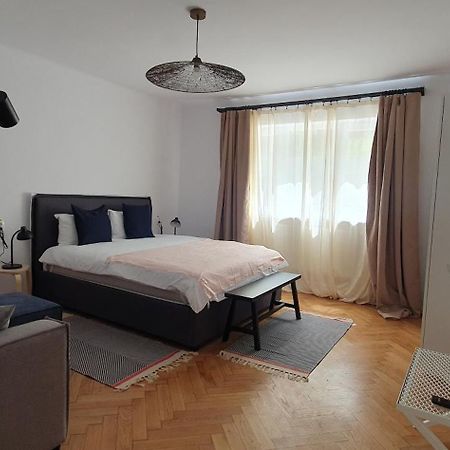 The Pines Serviced Apartments Brasov Ngoại thất bức ảnh