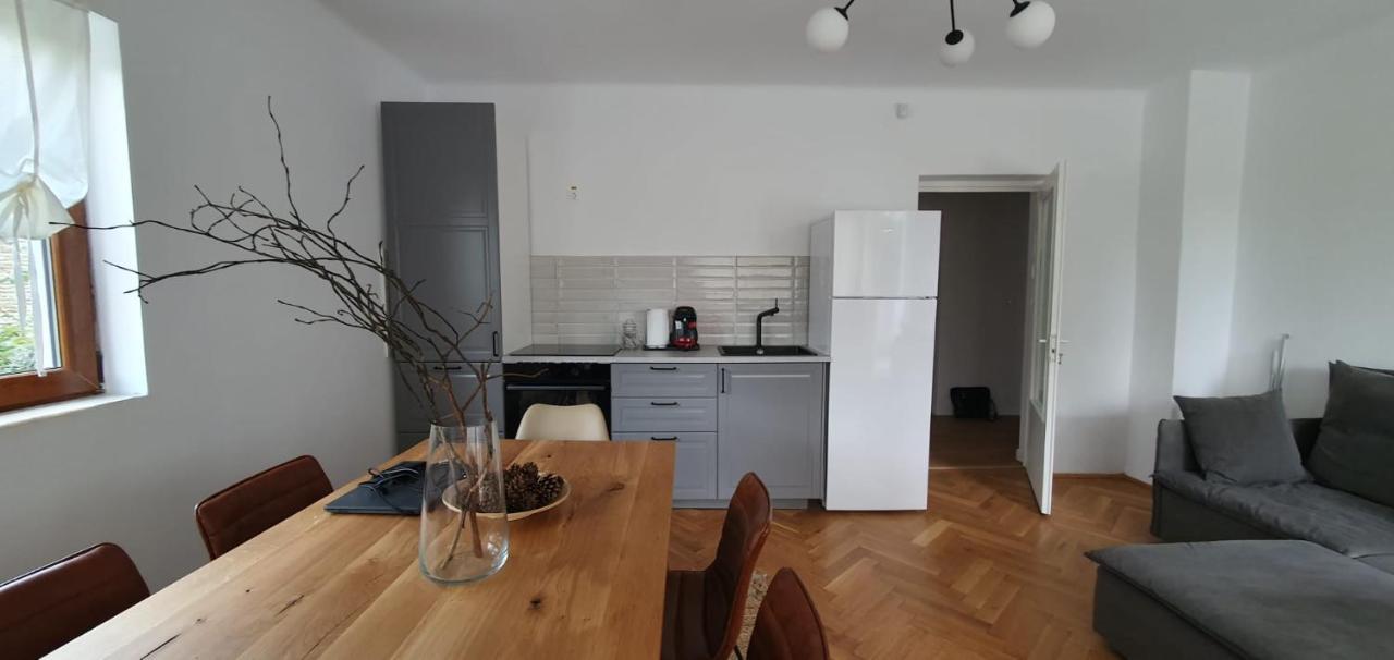 The Pines Serviced Apartments Brasov Ngoại thất bức ảnh