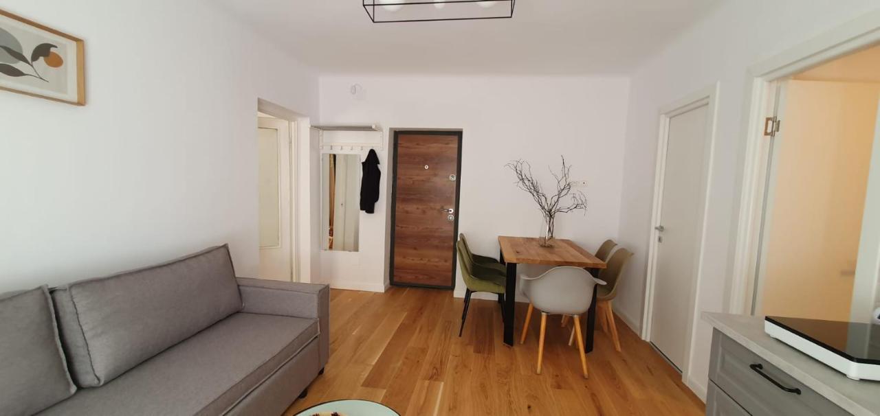 The Pines Serviced Apartments Brasov Ngoại thất bức ảnh